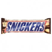 Snickers Mléčná čokoláda plněná nugátem, karamelem a praženými arašídy 51g