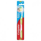 Colgate Extra Clean Střední zubní kartáček